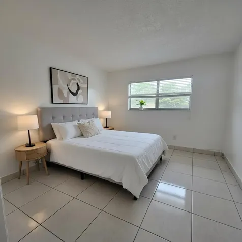 1201 SW 52nd Avenue North Lauderdale FL 33068