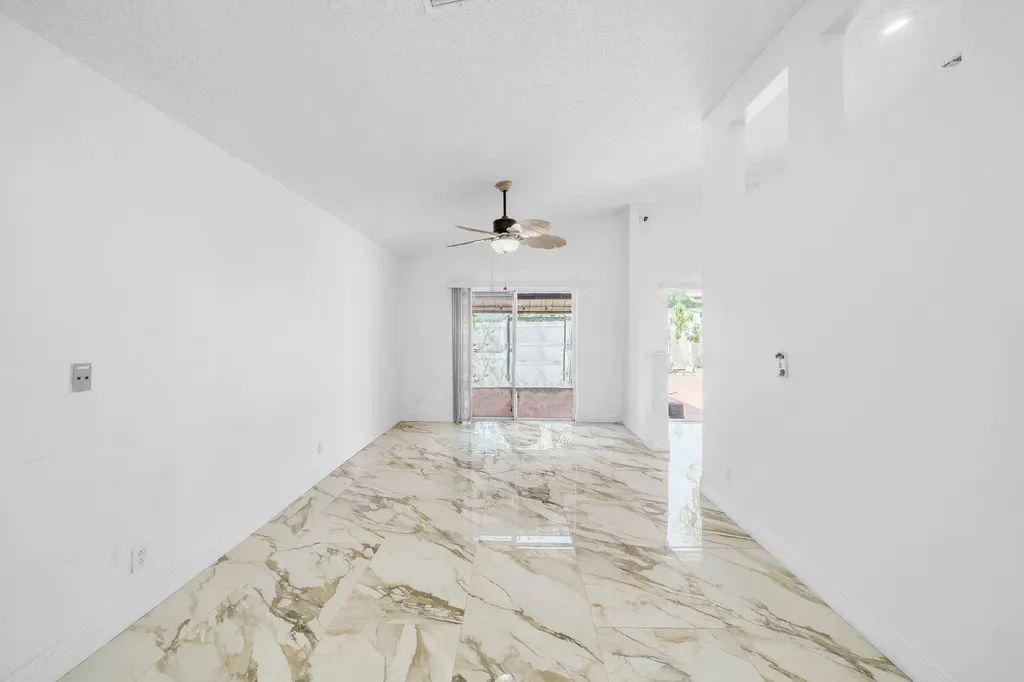 7249 Nautica Way Lake Worth FL 33467