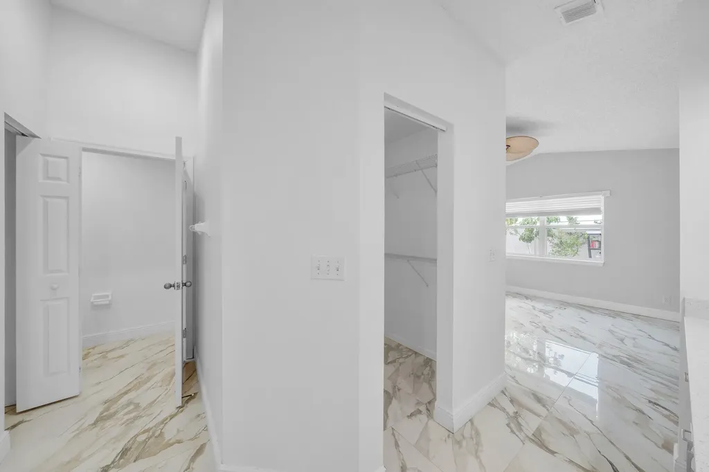 7249 Nautica Way Lake Worth FL 33467