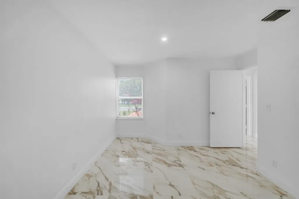 7249 Nautica Way Lake Worth FL 33467