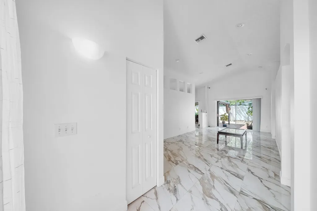 7249 Nautica Way Lake Worth FL 33467