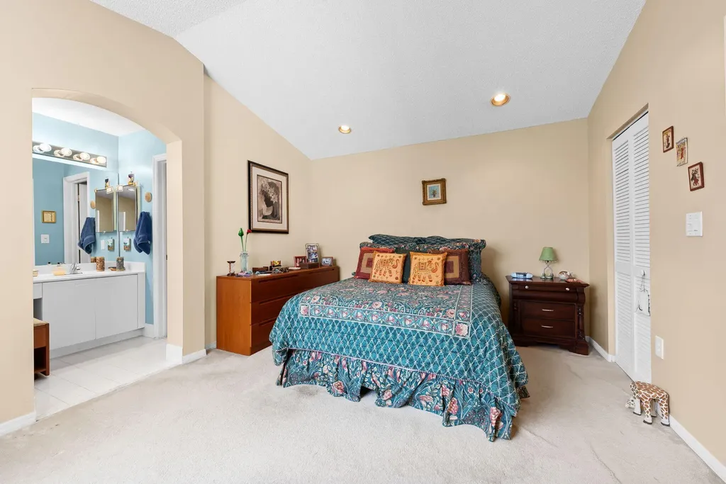 931 Lemonwood Court Hollywood FL 33019