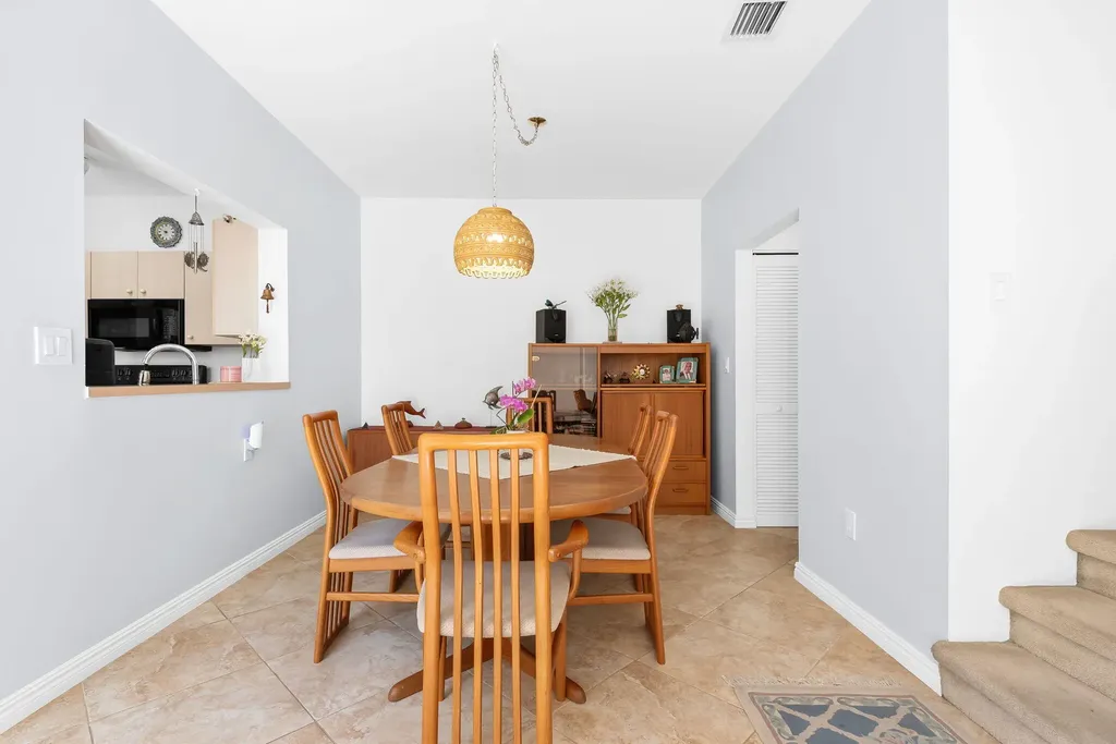 931 Lemonwood Court Hollywood FL 33019