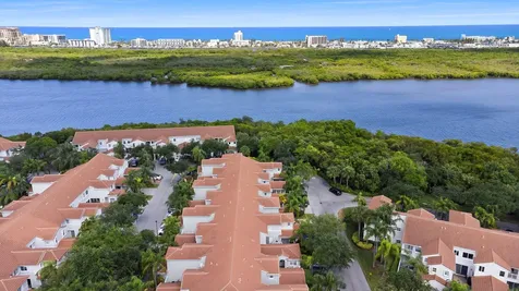 931 Lemonwood Court Hollywood FL 33019