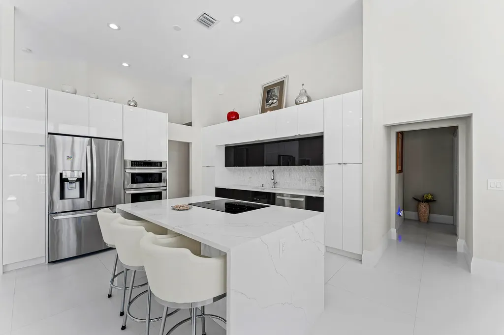 8321 Muirhead Circle Boynton Beach FL 33472