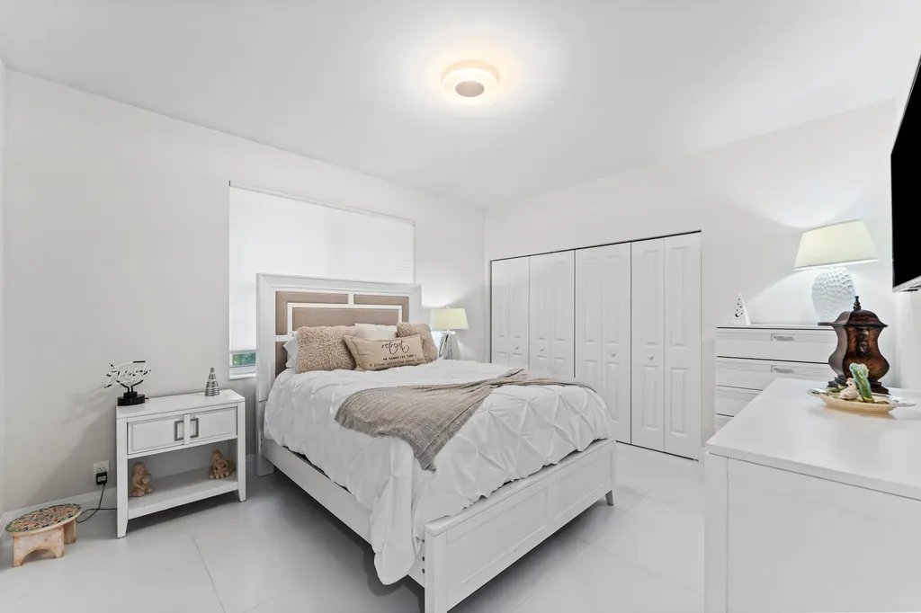 8321 Muirhead Circle Boynton Beach FL 33472