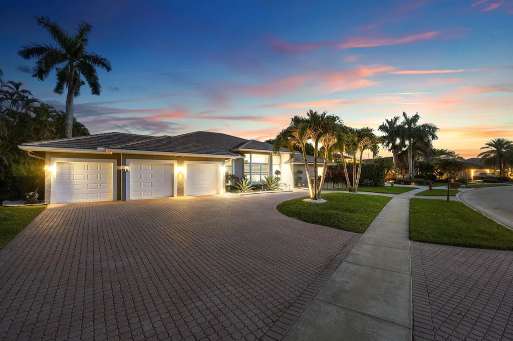 8321 Muirhead Circle Boynton Beach FL 33472