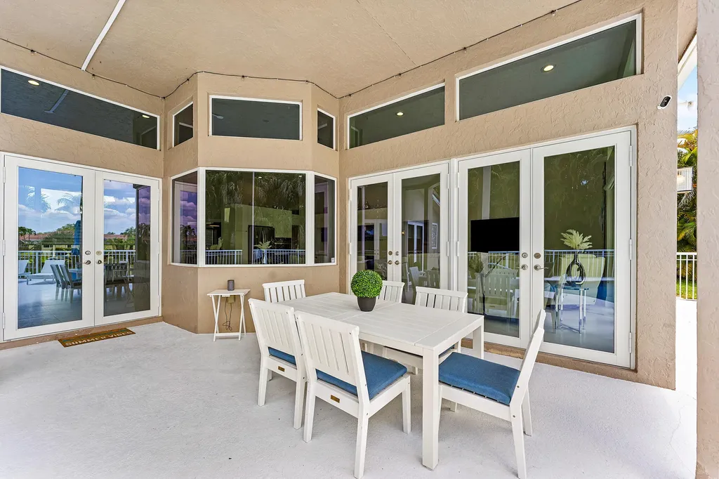 8321 Muirhead Circle Boynton Beach FL 33472