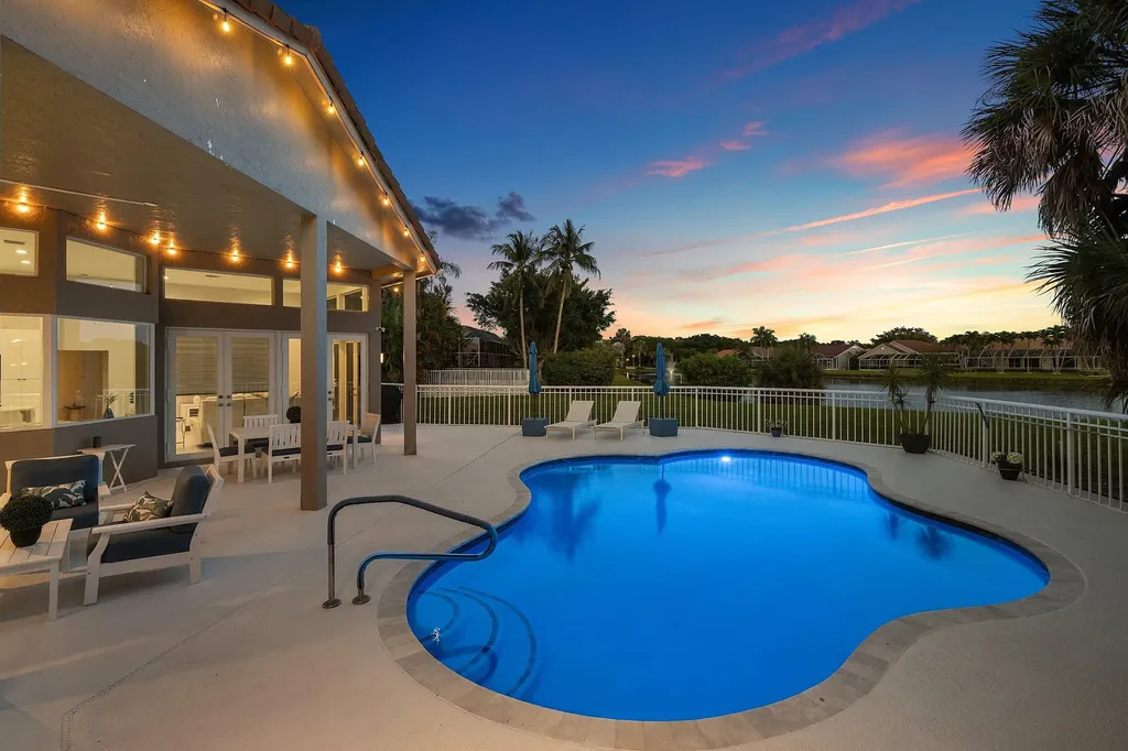 8321 Muirhead Circle Boynton Beach FL 33472