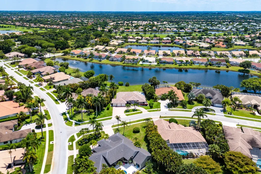 8321 Muirhead Circle Boynton Beach FL 33472