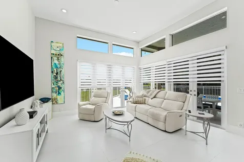 8321 Muirhead Circle Boynton Beach FL 33472