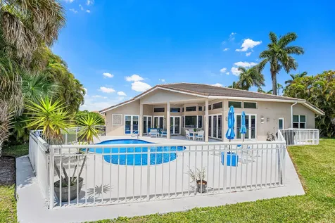 8321 Muirhead Circle Boynton Beach FL 33472