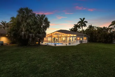 8321 Muirhead Circle Boynton Beach FL 33472