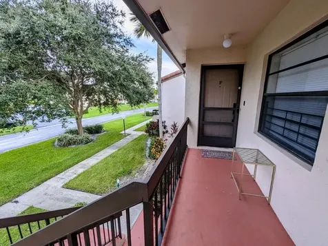 21362 Juego Circle Boca Raton FL 33433