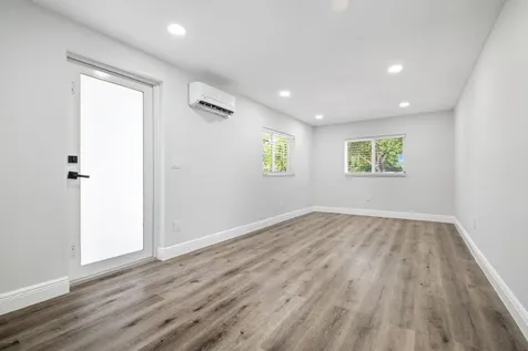 2298 NE 4th Avenue Boca Raton FL 33431