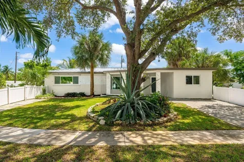 2298 NE 4th Avenue Boca Raton FL 33431
