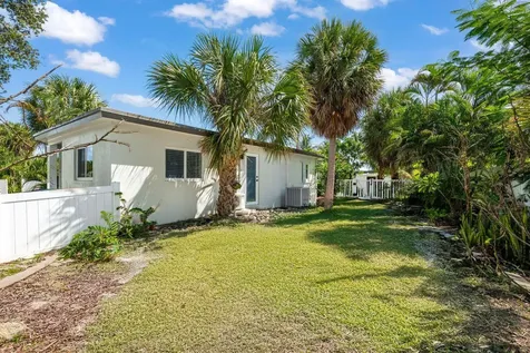2298 NE 4th Avenue Boca Raton FL 33431