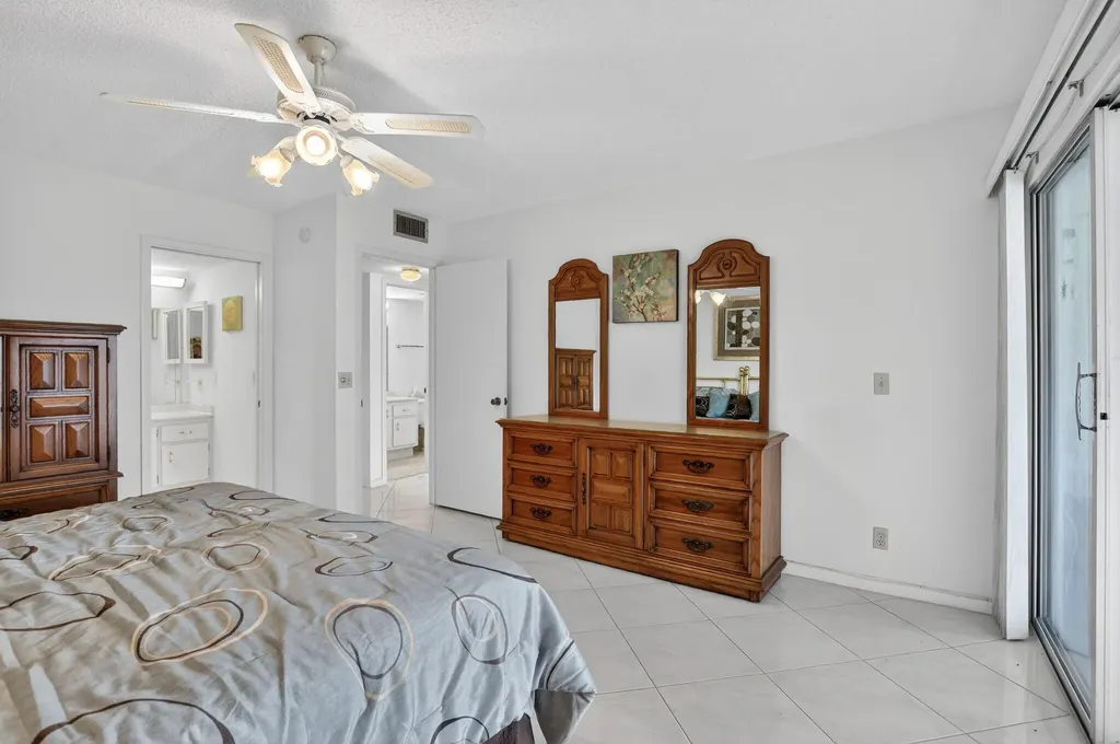 2035 Ainslie Boca Raton FL 33434