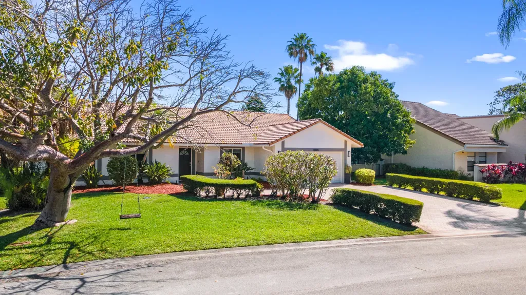 10885 NW 6th Street Coral Springs FL 33071
