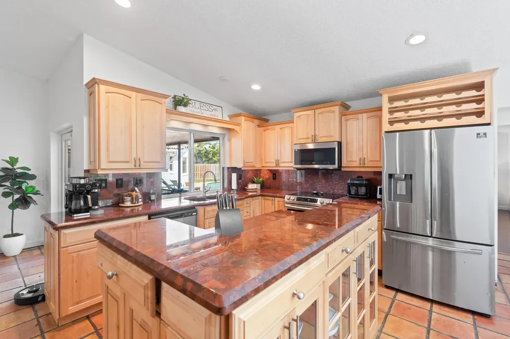 10885 NW 6th Street Coral Springs FL 33071
