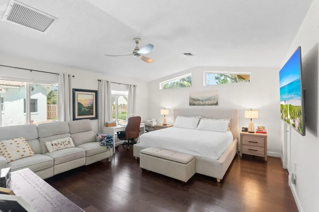 10885 NW 6th Street Coral Springs FL 33071