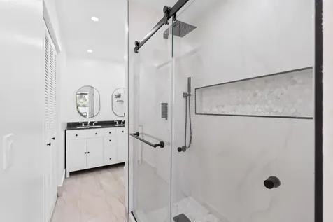 10885 NW 6th Street Coral Springs FL 33071