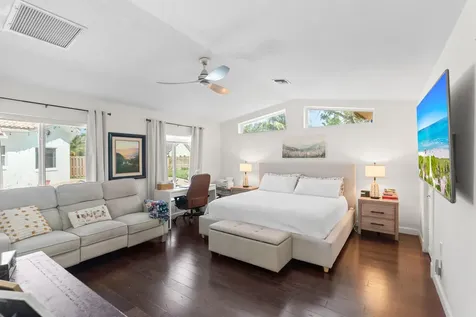 10885 NW 6th Street Coral Springs FL 33071