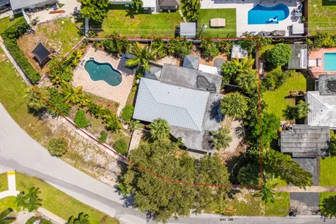 2298 NE 4th Avenue Boca Raton FL 33431