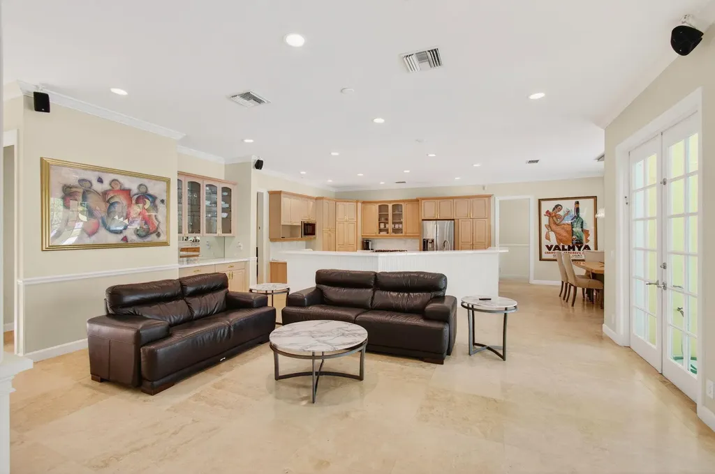 6167 NW 23rd Way Boca Raton FL 33496
