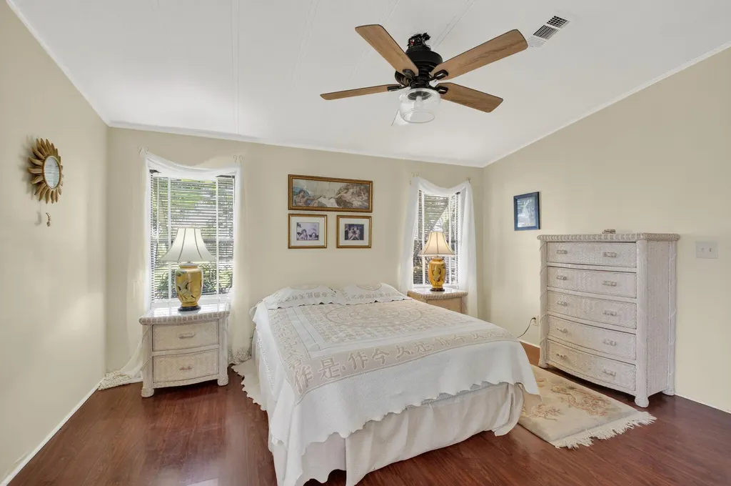 50012 Hacha Boynton Beach FL 33436