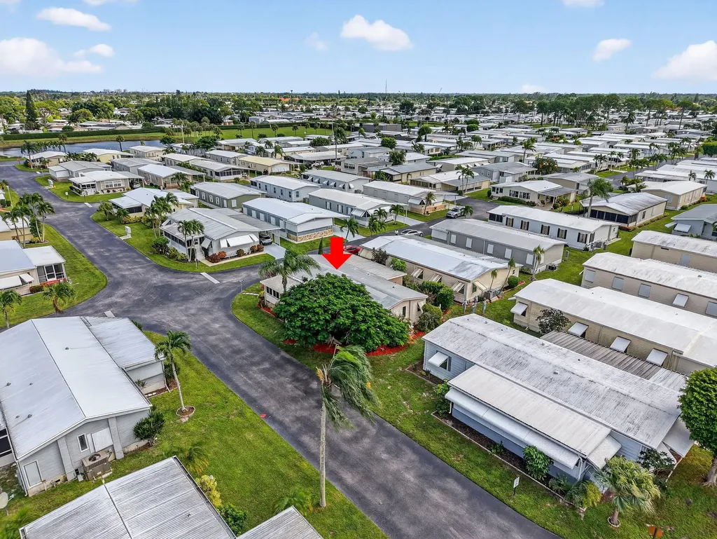 50012 Hacha Boynton Beach FL 33436