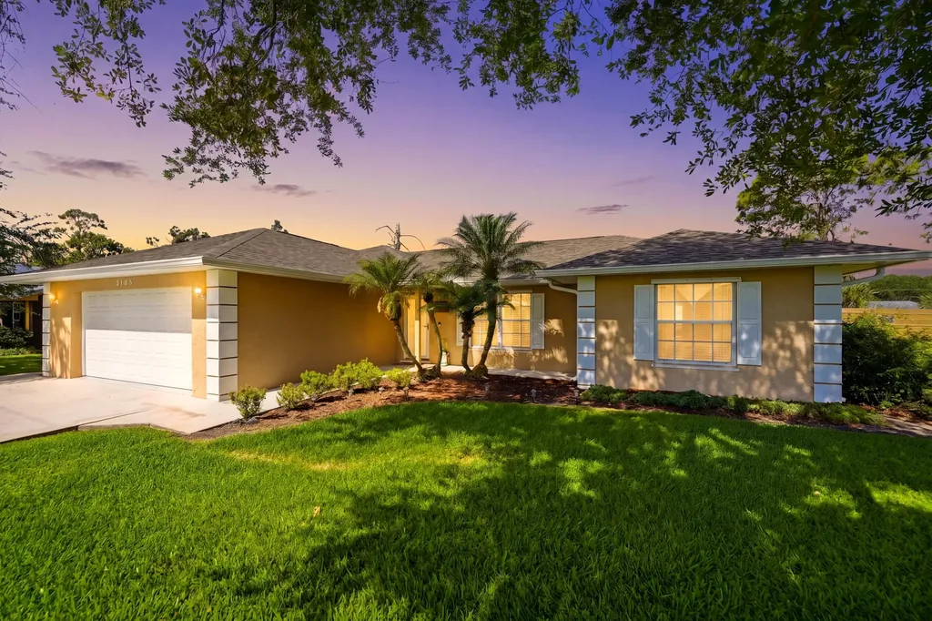 5105 Paleo Pines Circle Fort Pierce FL 34951