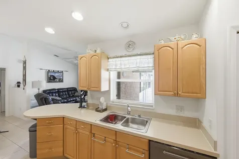 5105 Paleo Pines Circle Fort Pierce FL 34951