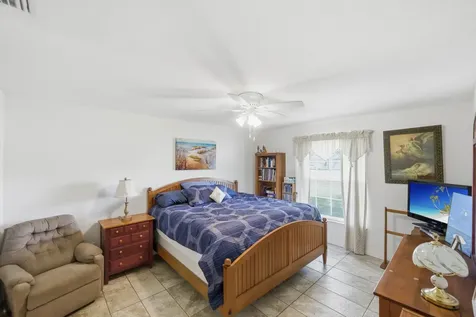 5105 Paleo Pines Circle Fort Pierce FL 34951