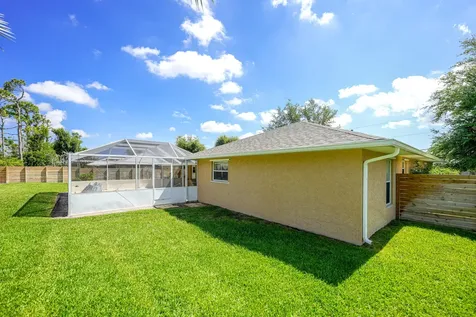 5105 Paleo Pines Circle Fort Pierce FL 34951