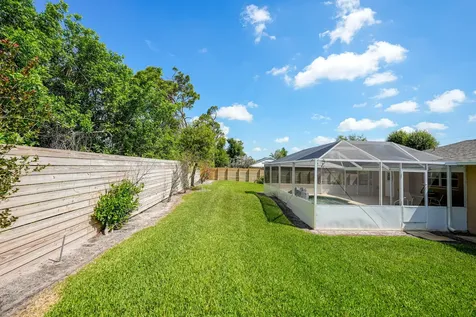 5105 Paleo Pines Circle Fort Pierce FL 34951