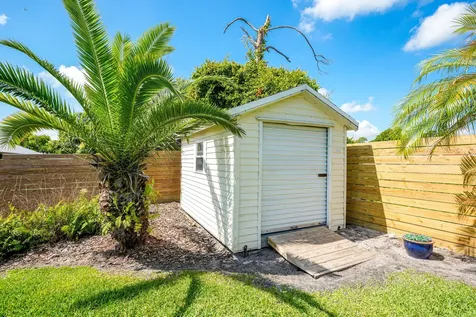 5105 Paleo Pines Circle Fort Pierce FL 34951