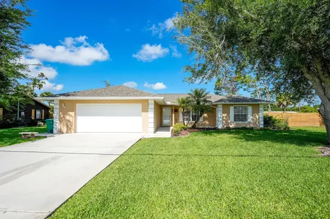 5105 Paleo Pines Circle Fort Pierce FL 34951