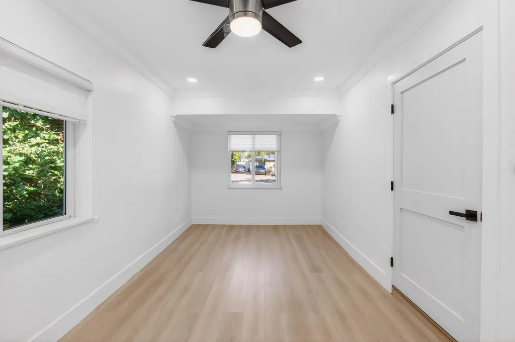 360 SW 2nd Street Boca Raton FL 33432
