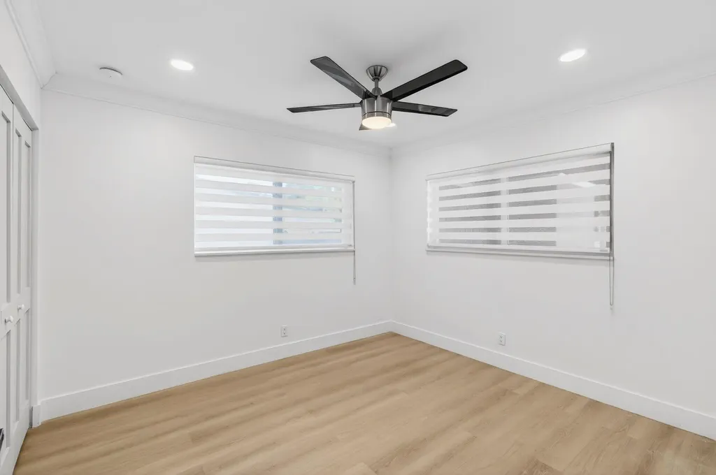 360 SW 2nd Street Boca Raton FL 33432