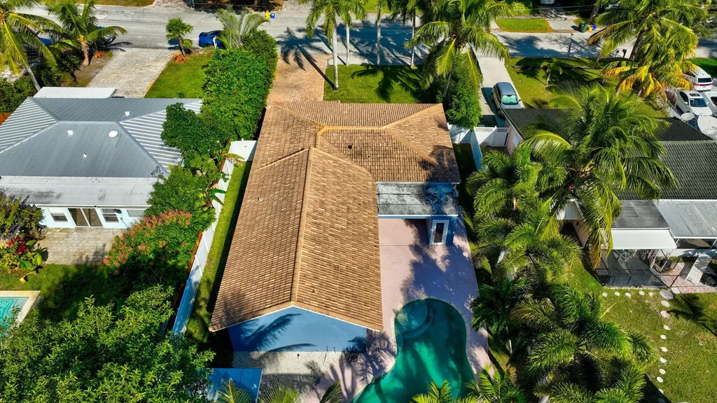 360 SW 2nd Street Boca Raton FL 33432