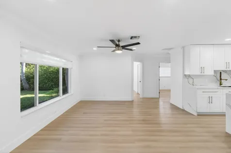 360 SW 2nd Street Boca Raton FL 33432
