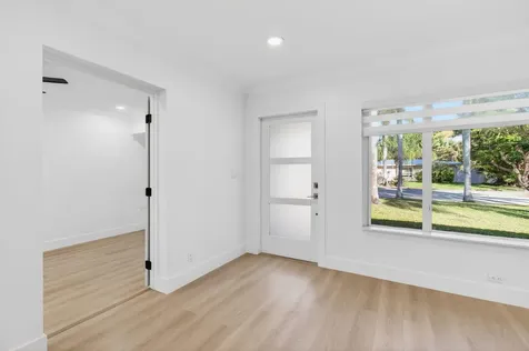 360 SW 2nd Street Boca Raton FL 33432