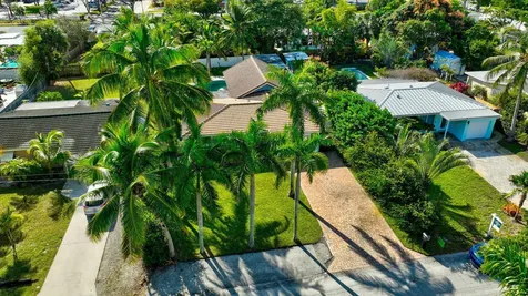 360 SW 2nd Street Boca Raton FL 33432