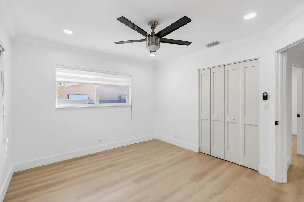 360 SW 2nd Street Boca Raton FL 33432