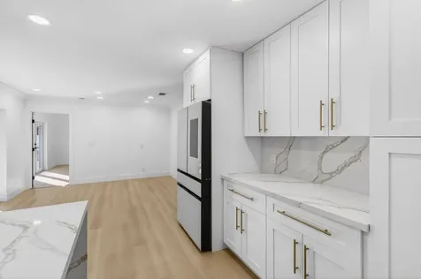 360 SW 2nd Street Boca Raton FL 33432