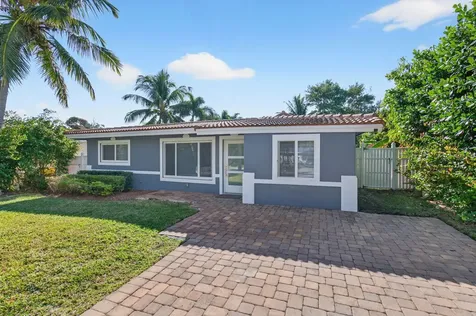 360 SW 2nd Street Boca Raton FL 33432