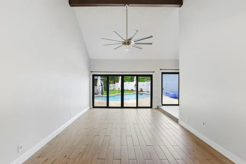 2326 NW 120th Way Coral Springs FL 33065