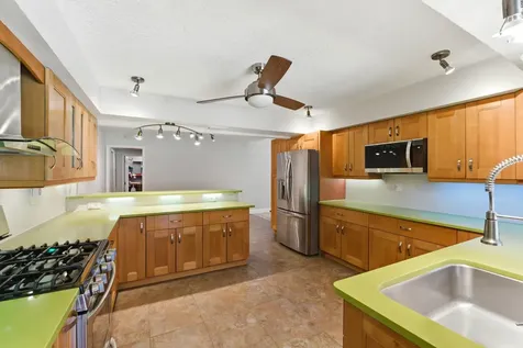 2326 NW 120th Way Coral Springs FL 33065