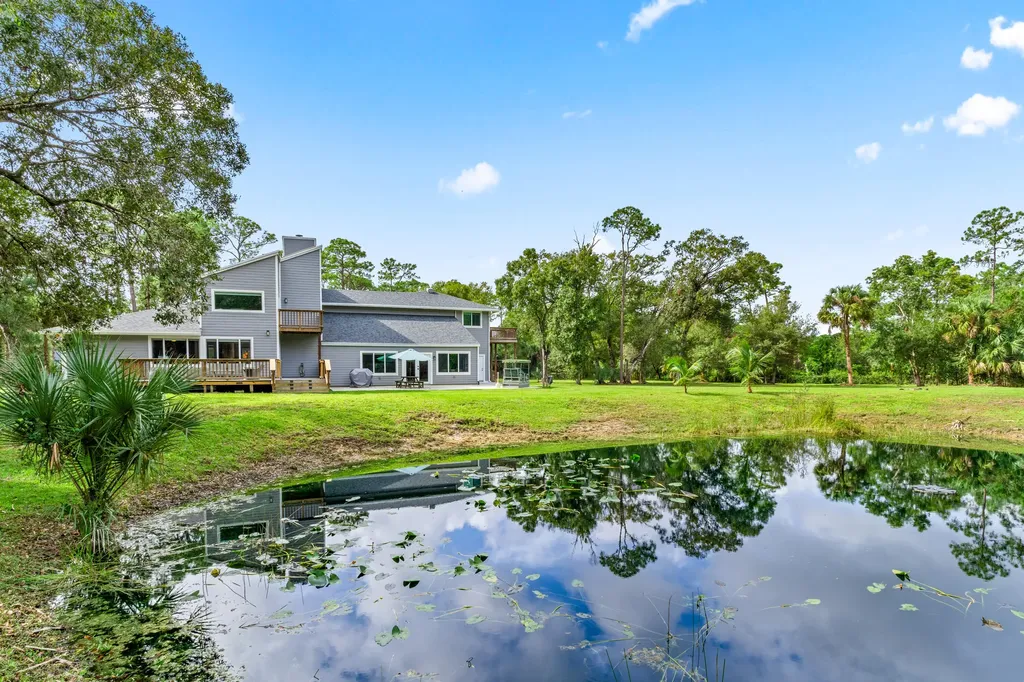 12151 Old Indiantown Road Jupiter FL 33478